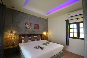 Coco Cape Lanta Resort