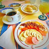 Paradise Hotel Boutique & Lounge