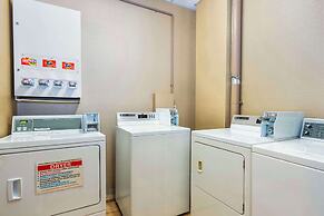 Grand Park Hotel & Suites Downtown Vancouver, Ascend Hotel Collection