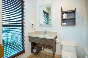 Grand Park Hotel & Suites Downtown Vancouver, Ascend Hotel Collection