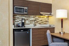 Grand Park Hotel & Suites Downtown Vancouver, Ascend Hotel Collection