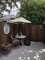 Sunshine LA BnB