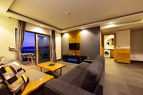 Degirmenburnu Residence