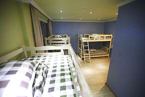 Bluefish Guesthouse - Hostel