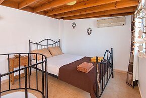 Old Town Roloi House