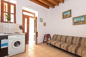 Old Town Roloi House