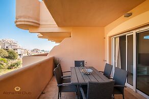 Aloha Hill Club Golf & Spa Apartments