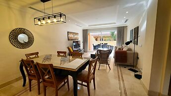 Aloha Hill Club Golf & Spa Apartments