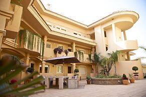 Aloha Hill Club Golf & Spa Apartments