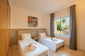 Aloha Hill Club Golf & Spa Apartments