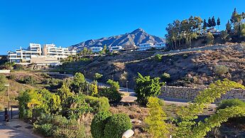 Aloha Hill Club Golf & Spa Apartments