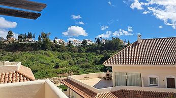 Aloha Hill Club Golf & Spa Apartments