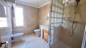 Aloha Hill Club Golf & Spa Apartments