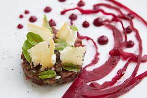 The Peacock at Rowsley