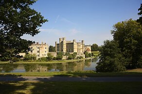 The Stable Courtyard Bedrooms at Leeds Castle