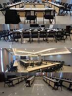 2000 HOTEL Downtown Kigali