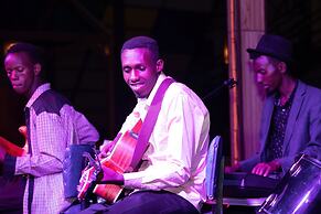 2000 HOTEL Downtown Kigali