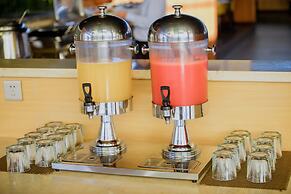 2000 HOTEL Downtown Kigali