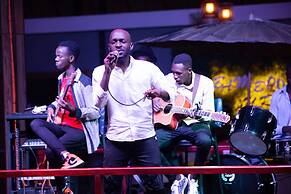 2000 HOTEL Downtown Kigali