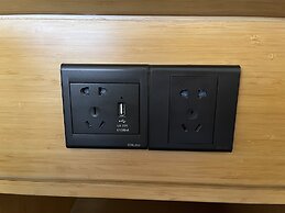 2000 HOTEL Downtown Kigali