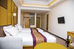 2000 HOTEL Downtown Kigali