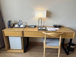 2000 HOTEL Downtown Kigali