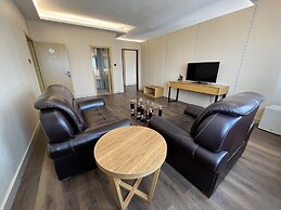 2000 HOTEL Downtown Kigali