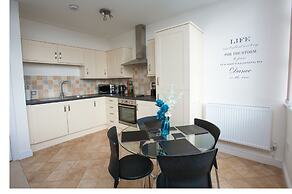 Hamilton Grace Apartments - Wessex Court