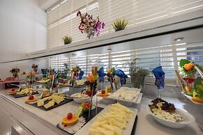 The Beachfront Hotel Adult Only 16 Plus
