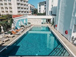 The Beachfront Hotel Adult Only 16 Plus