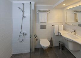 The Beachfront Hotel Adult Only 16 Plus