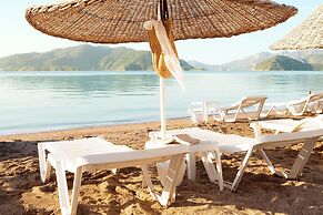 The Beachfront Hotel Adult Only 16 Plus