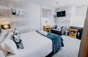 The Tower Gastro Pub & Apartments