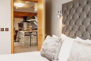 The Tower Gastro Pub & Apartments