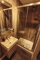 The Tower Gastro Pub & Apartments