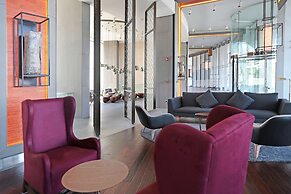 DoubleTree by Hilton Santiago Kennedy