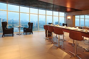 DoubleTree by Hilton Santiago Kennedy