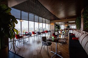 DoubleTree by Hilton Santiago Kennedy