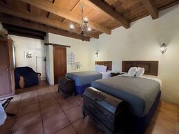 Naif Boutique Hotel