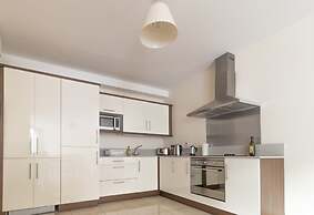 Broc House Suites