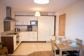 Broc House Suites