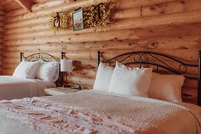 Bryce Canyon Log Cabins