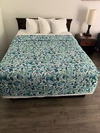 Smokey Point Motor Inn