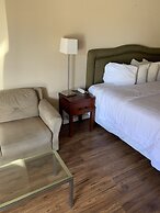 Smokey Point Motor Inn