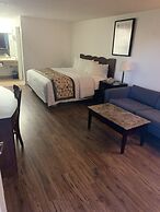 Smokey Point Motor Inn