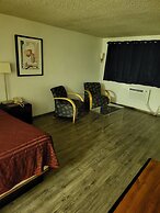 Smokey Point Motor Inn