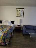 Smokey Point Motor Inn