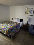 Smokey Point Motor Inn