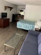 Smokey Point Motor Inn