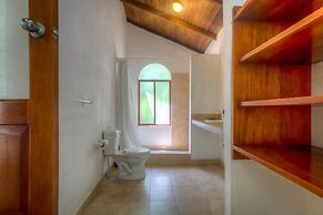 Pacoche Lodge & Reserve